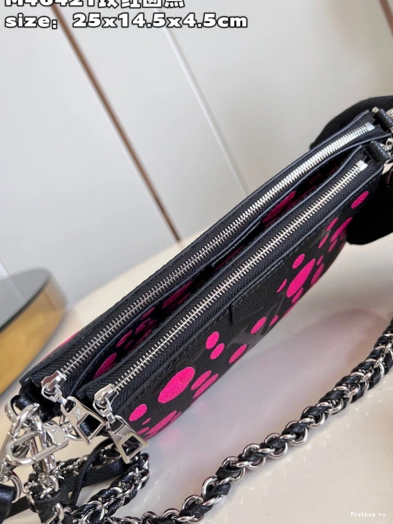 First bag ru LOUIS YK POCHETTE ACCESSOIRES X VUITTON Multi 0717